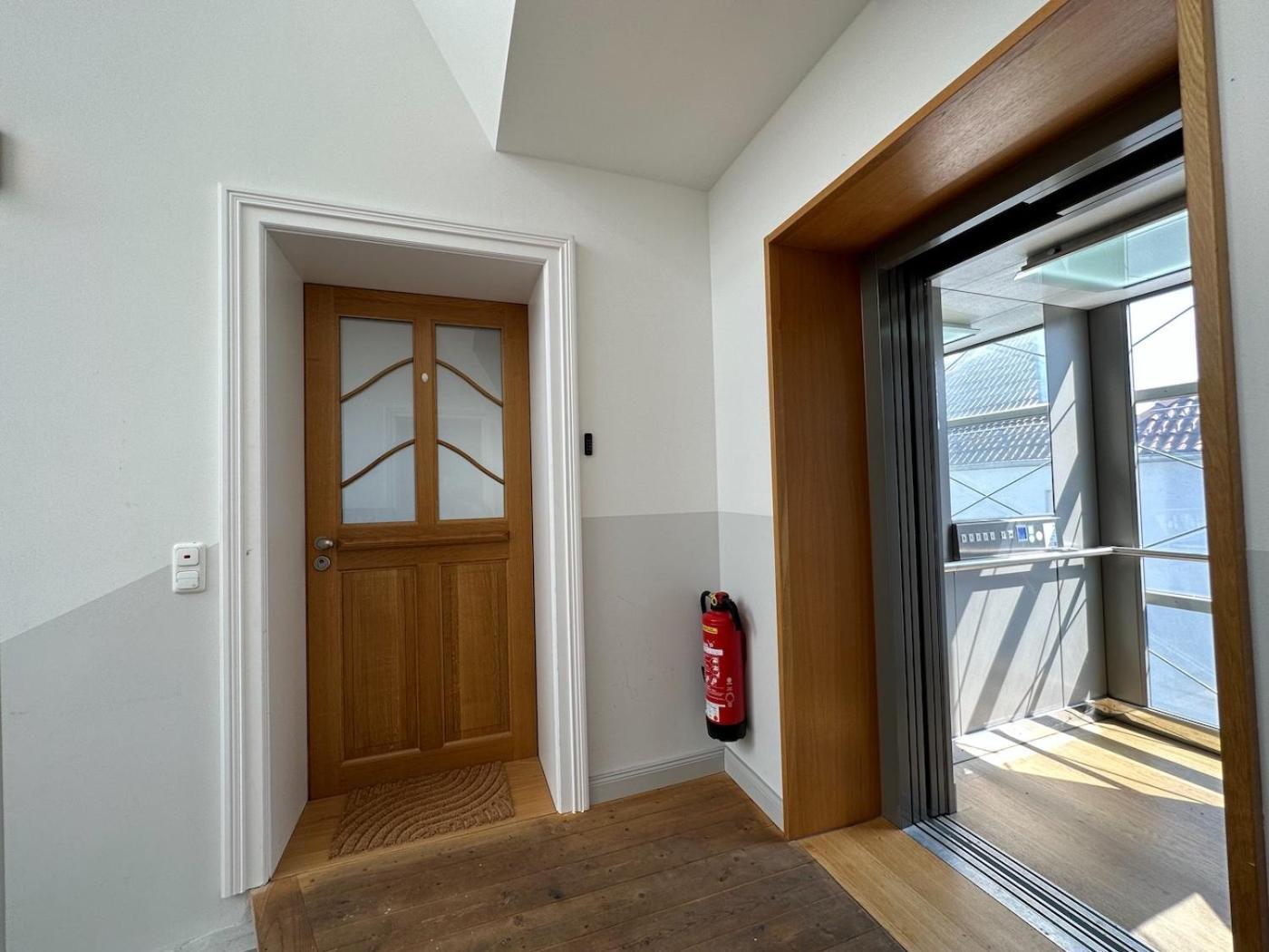 דירות אוגסבורג Truly - Viel Platz Fuer Business & Familie - Modern, Garage, Fahrstuhl מראה חיצוני תמונה